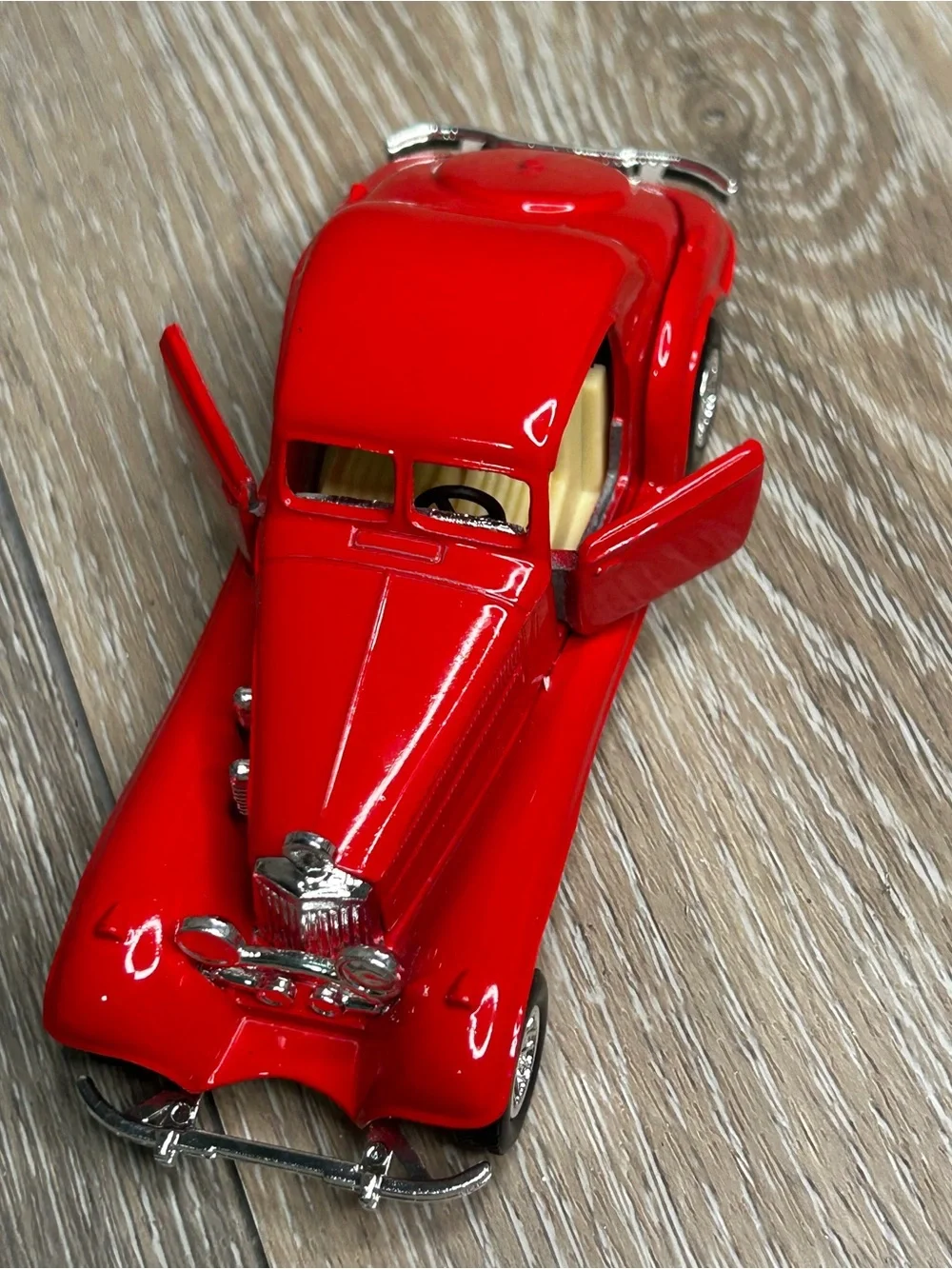 Vintage Red 1930s Roadster Diecast Model Car 1:38 Scale SS 4718 Collectible⁠